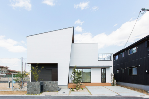 エッジの効いた「都会派モダン」