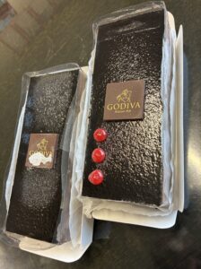 高級チョコレートケーキ